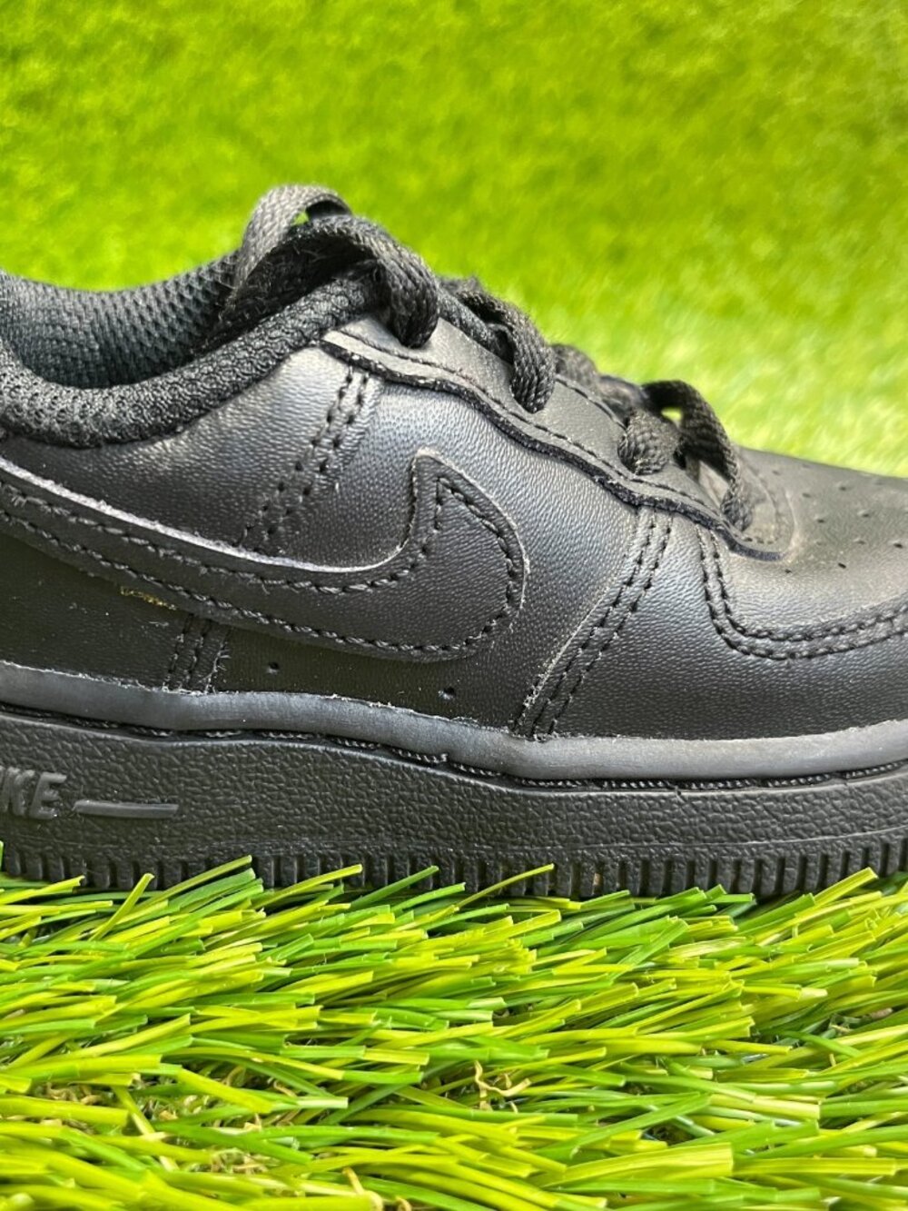 Nike Air Force 1 LE Toddler Size 5C Triple Black Walking Leather Shoes Sneakers